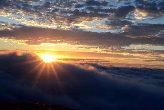 ����Գ����������������£�