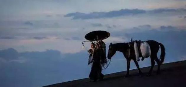 �βγ��ϣ������𾭣��������������ĸ��£�