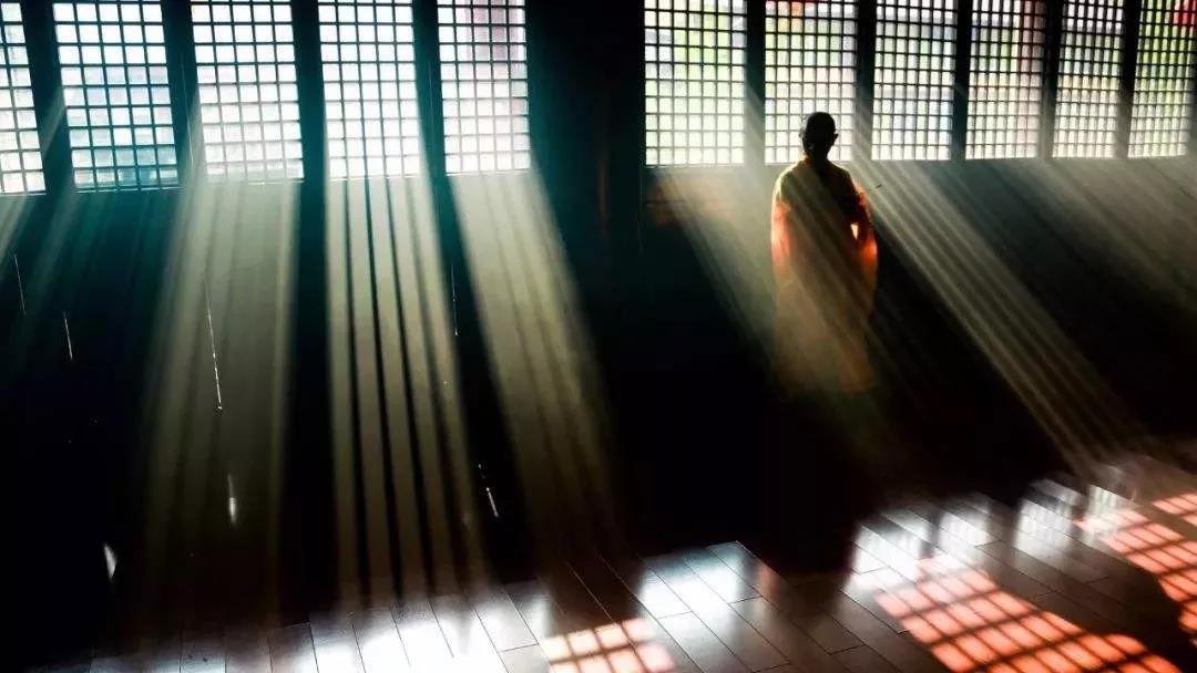 梦中明明有六道,觉后空空无大千 梦中明明有六道,觉后空空无大千