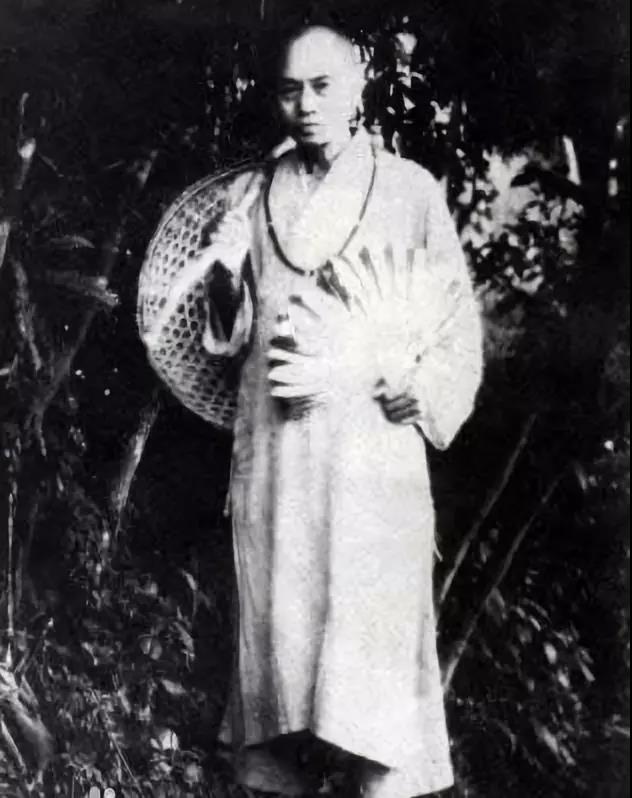 入洞坐禅念佛十几年,预知时至,念佛往生! 入洞坐禅念佛十几年,预知时至,念佛往生!