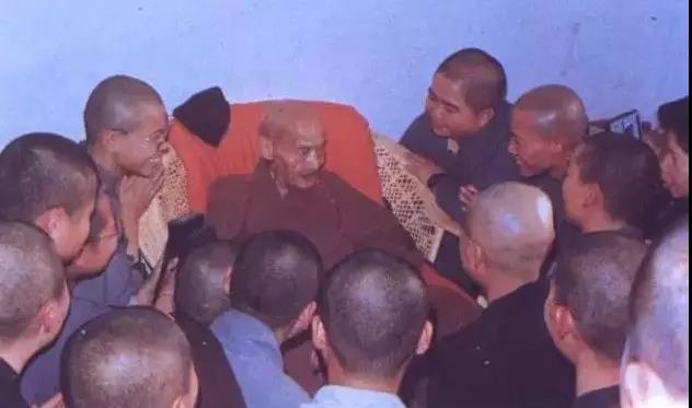 入洞坐禅念佛十几年,预知时至,念佛往生! 入洞坐禅念佛十几年,预知时至,念佛往生!