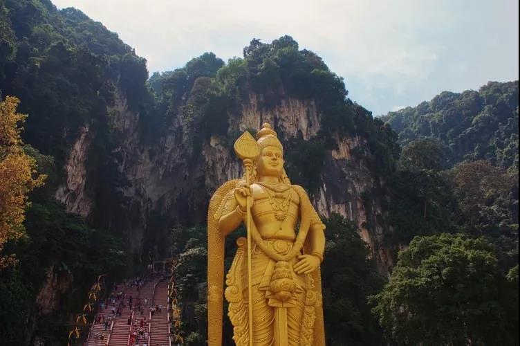 我们来到这个世界上,一切都是福报的化现,如何留住福报? 我们来到这个世界上,一切都是福报的化现,如何留住福报?