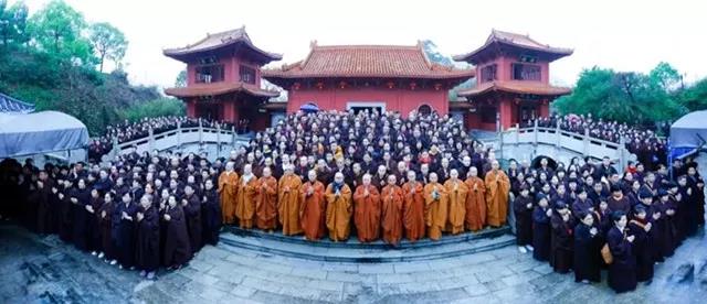 70��ǰ��վ���찲�ų�¥�μӿ�������Ψһɮ��ԭ������