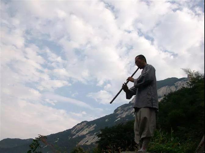 用耳朵去修行,学会“听”禅! 用耳朵去修行,学会“听”禅!