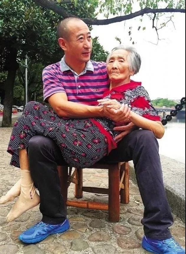 宽见法师:学佛不可不知的“孝” 宽见法师:学佛不可不知的“孝”