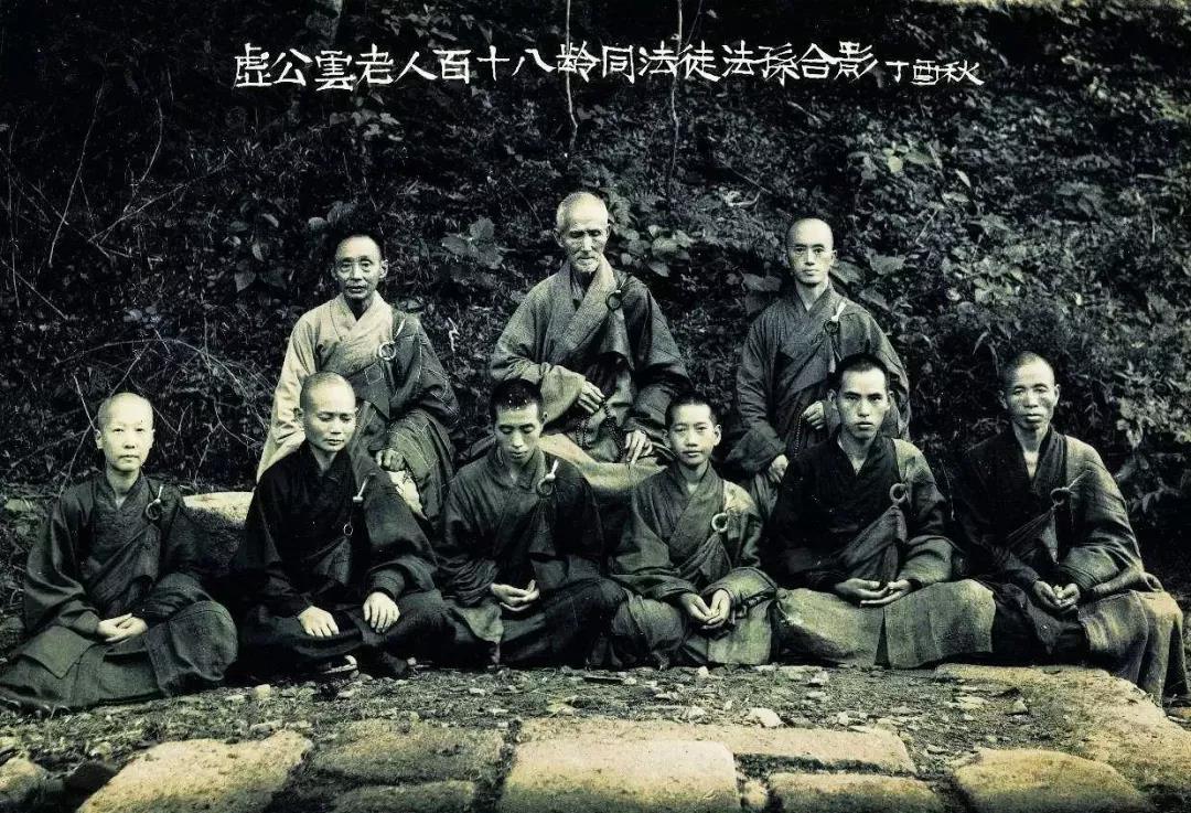 ��������̩�������Ϻ���Բ�ż����գ��廳һ����ɮ���ı��У�