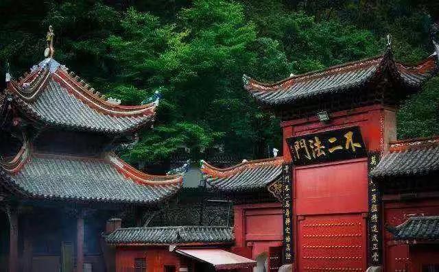 皈依了,你就赚大了!不信你看! 皈依了,你就赚大了!不信你看!