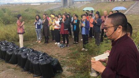 积福慧启建己亥年最后一期放生法会!(已圆满) 积福慧启建己亥年最后一期放生法会!(已圆满)