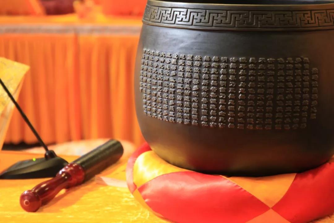 �ⲿ����������վ��ɽ��������ֻ�֮��