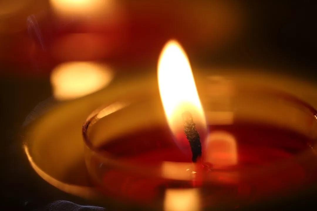 ����͸���������ĸ��֣���һ���Ӿ�ֵ�ˣ�