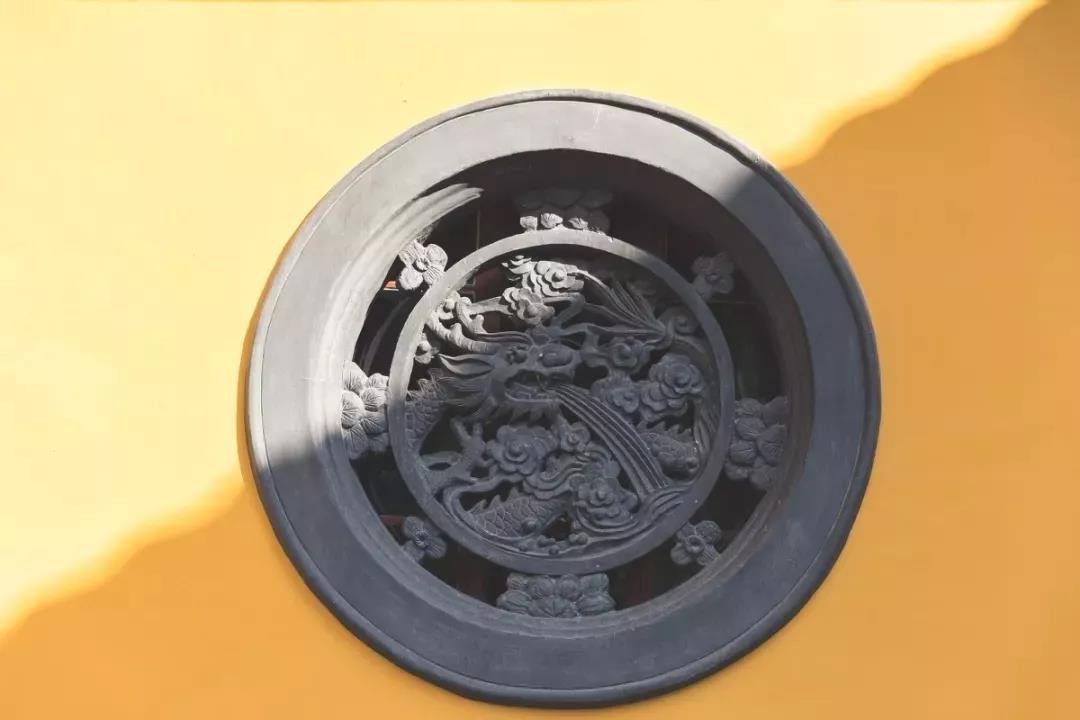 ���ں쳾���β����ĳ��ң�