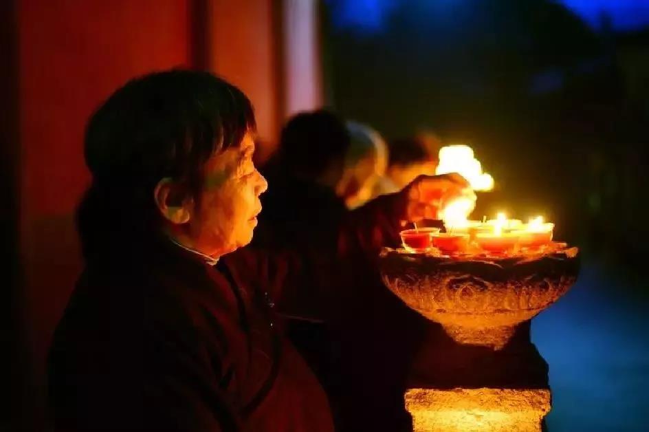 唯以自利利他,己立立人为志事 唯以自利利他,己立立人为志事