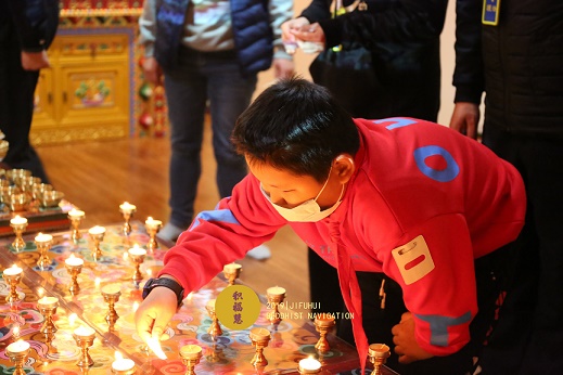 ���������ɵ��գ������۹��ƹ��ޣ���Բ����