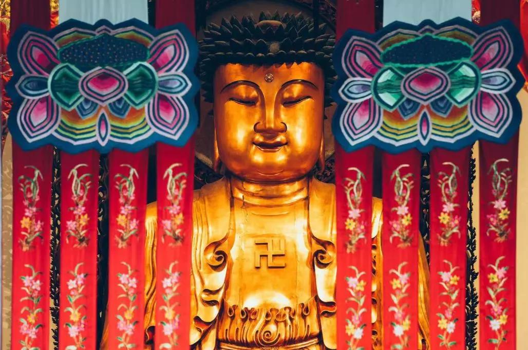 ����͸���������ĸ��֣���һ���Ӿ�ֵ�ˣ�