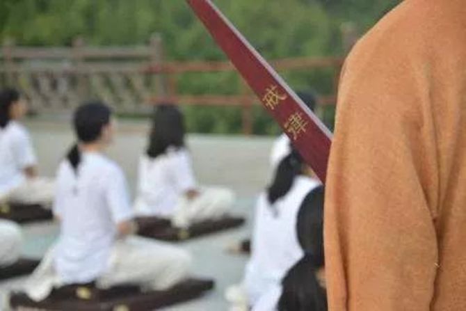 ӡ�ⷨʦ����䣬�������벻�ܣ��Ե��ϳ�