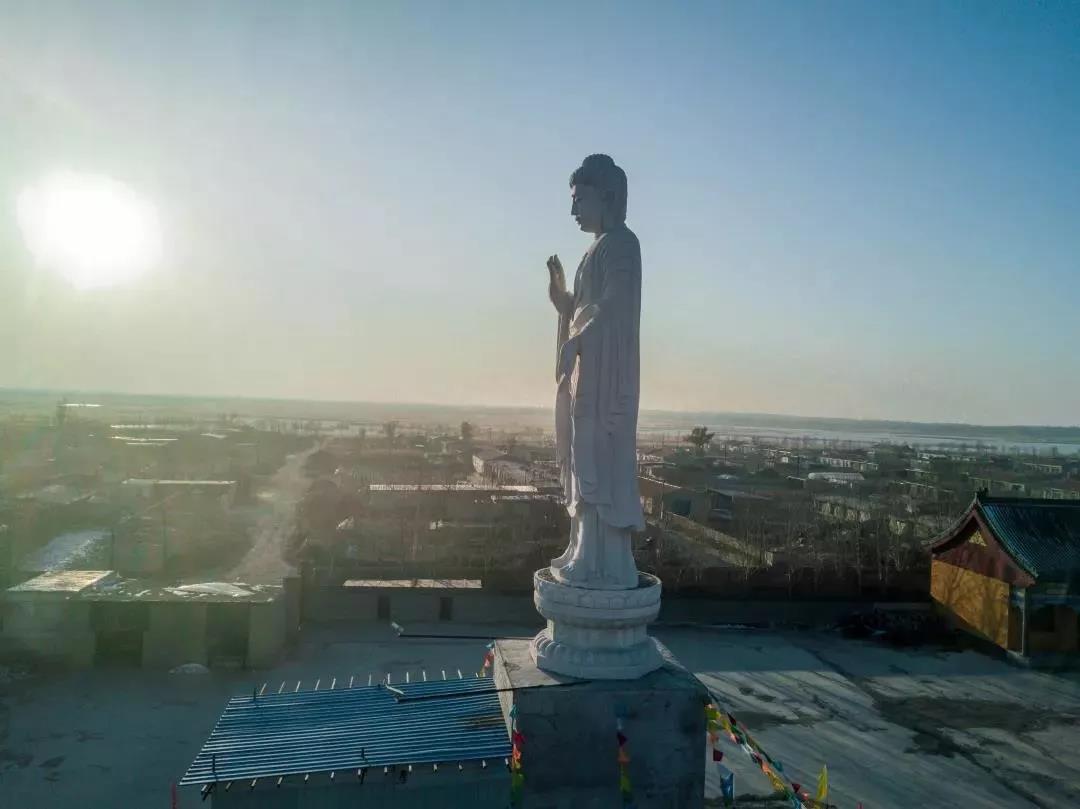 �ı��������̬�����������ܹ��ı�