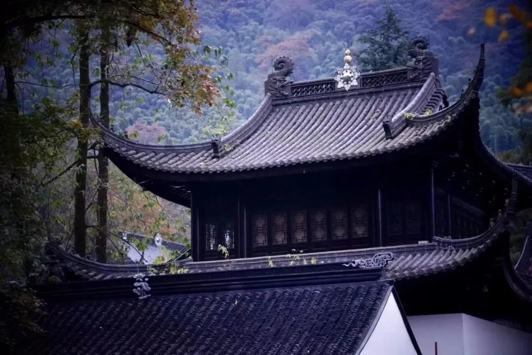 �߸�ɽ�������͵ͺ����С���������ǰ����