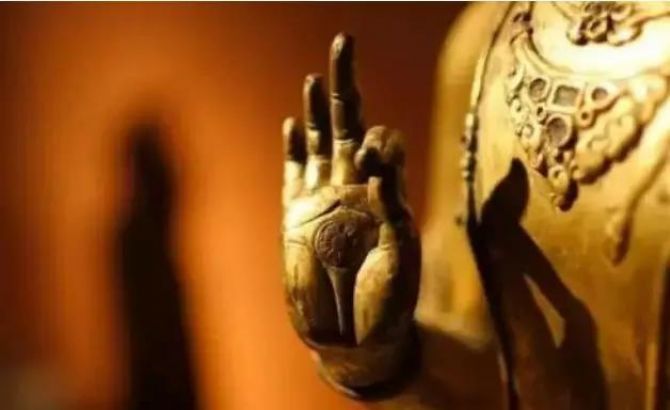 ��ѧ��������У�������һ����ѧ���ԣ�