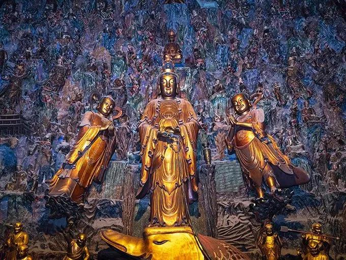 观世音菩萨为何能随缘显现不可思议的救护力量? 观世音菩萨为何能随缘显现不可思议的救护力量?