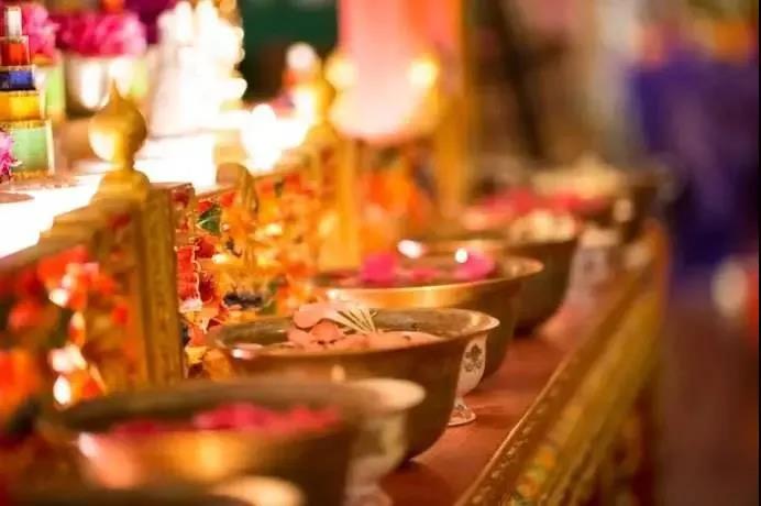 �ѷ��Ա����Ѿ�˯�ã��������õ����У�