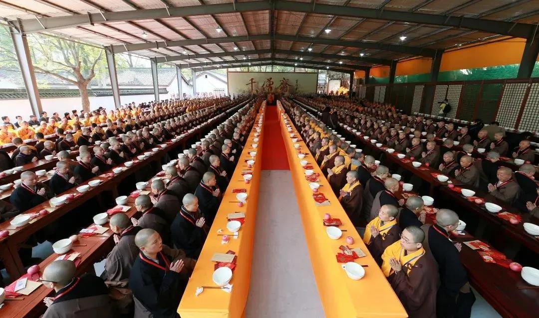 �ڼҾ�ʿ����Ӧ֪��50�����ɣ��������˼���?