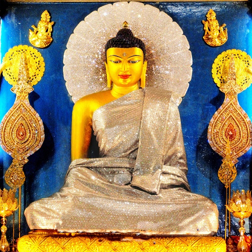 ��������Ĳ���ʥ����ԡ��ڣ������۹��ƹ��ޣ���Բ����