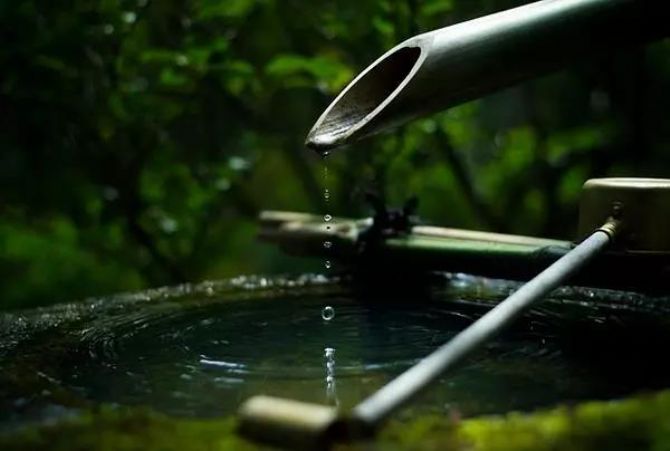 �Դȱ������������ֵ�ԴȪ�����ǻ۴�����������