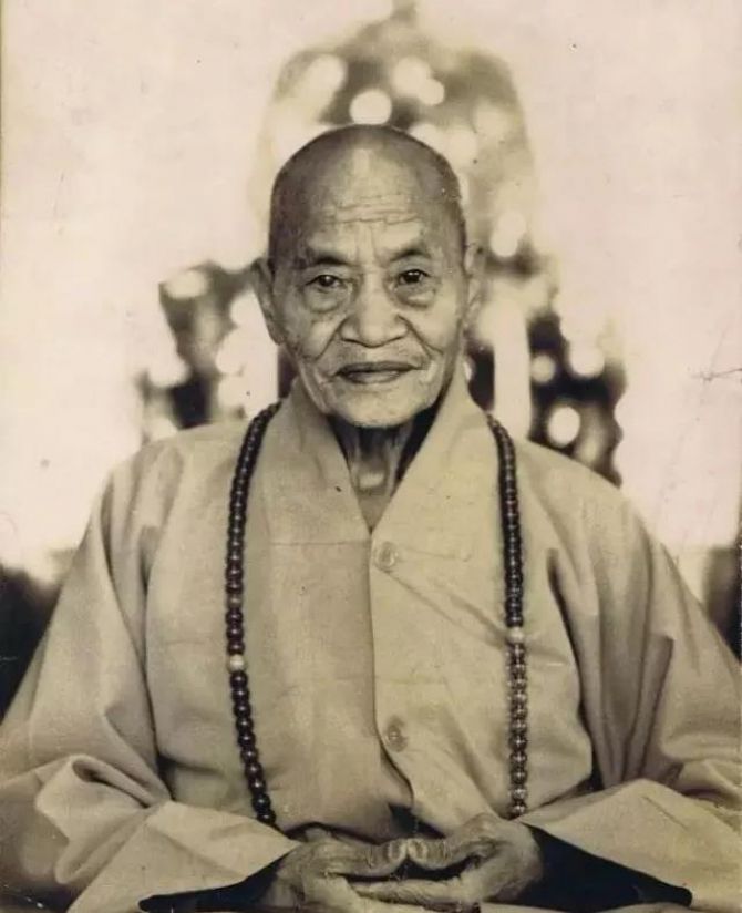 �����Ϻ��У�Խ�ǻ����е��ˣ�Խ��ϲ�����澳����