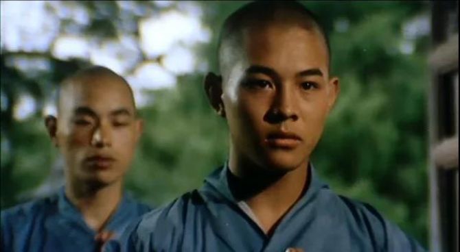 ��Щ�꣬��Ӱ�Ӿ����󵼵ķ�̳�ʶ����