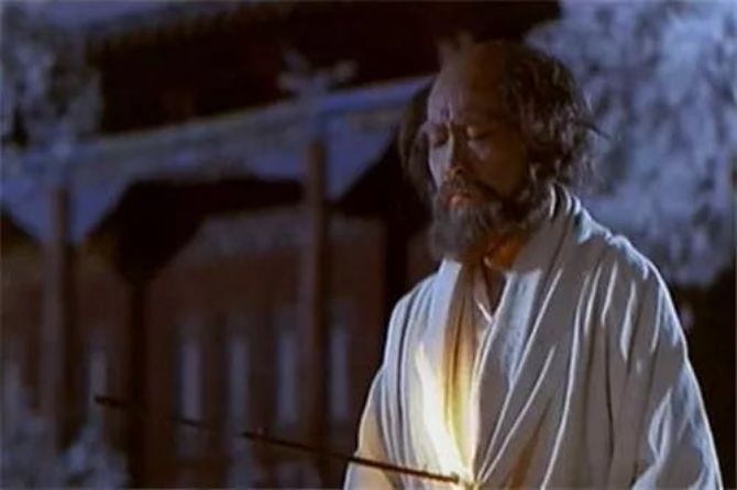 ��Щ�꣬��Ӱ�Ӿ����󵼵ķ�̳�ʶ����