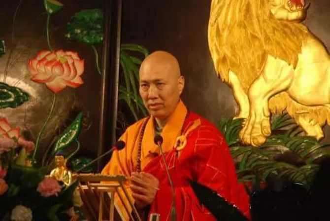 ����ȥ��ѧ���ڣ����Һ�������������ʳ��������Ȭ����