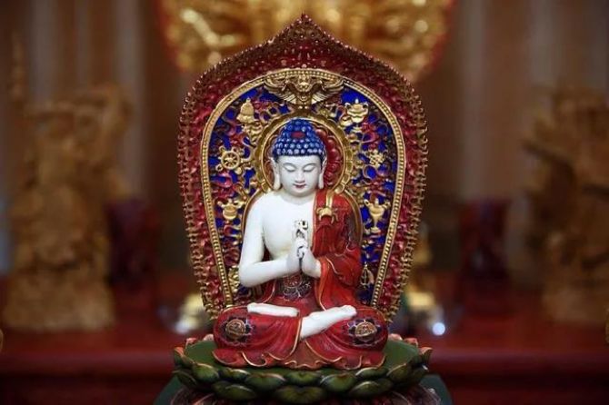 �����¡���ʲô��˼�����������˵�ķ��£�