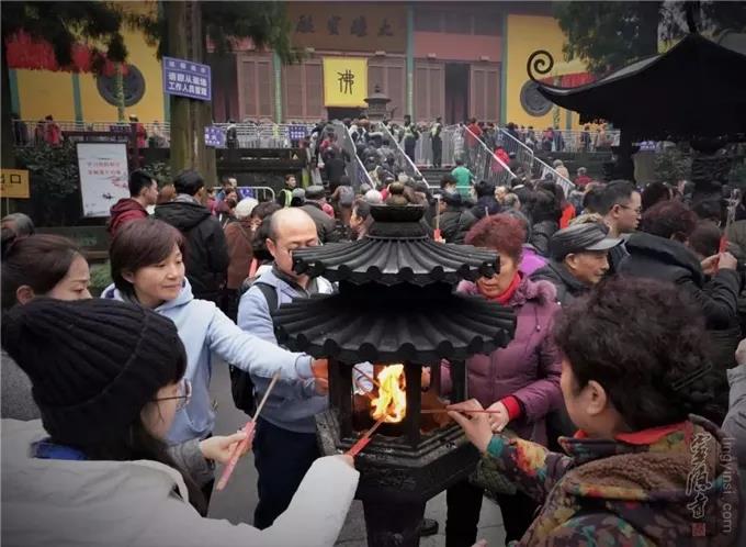 烧香没有固定时间,请问这样是否不好? 烧香没有固定时间,请问这样是否不好?