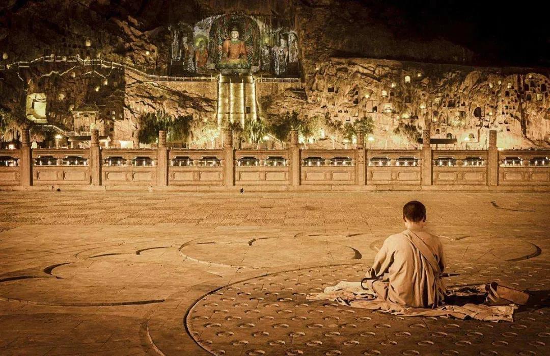 ���߾�ʾ����������ͷһ���������˺ô�ĸ�������