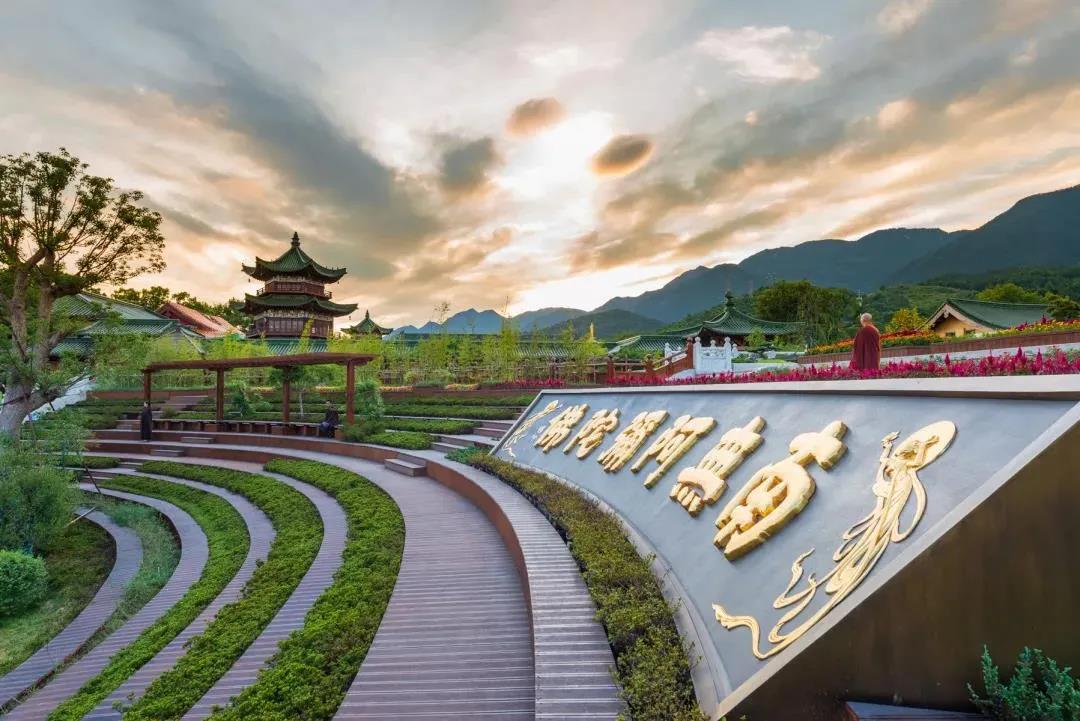 如是行去,必得往生极乐邦——截流大师的故事_ 如是行去,必得往生极乐邦——截流大师的故事_