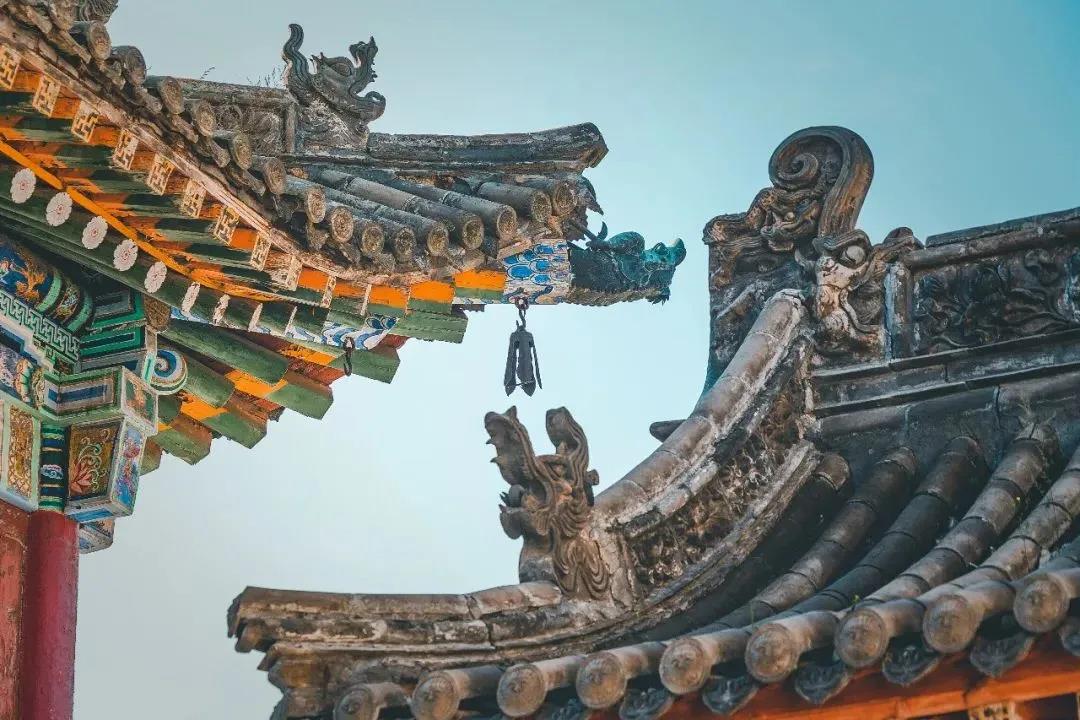 �����Ϻ��У�������ת���ͬ��������