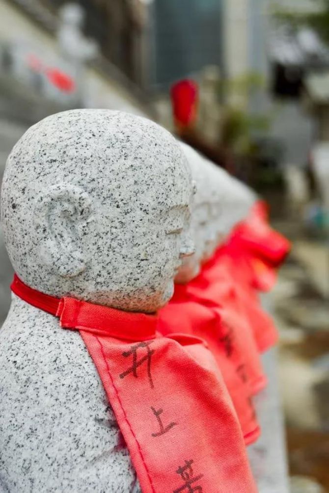 һ������Ĵ�Խ���ֻ���˷�񣬿��Ϻ��е�ǰ������