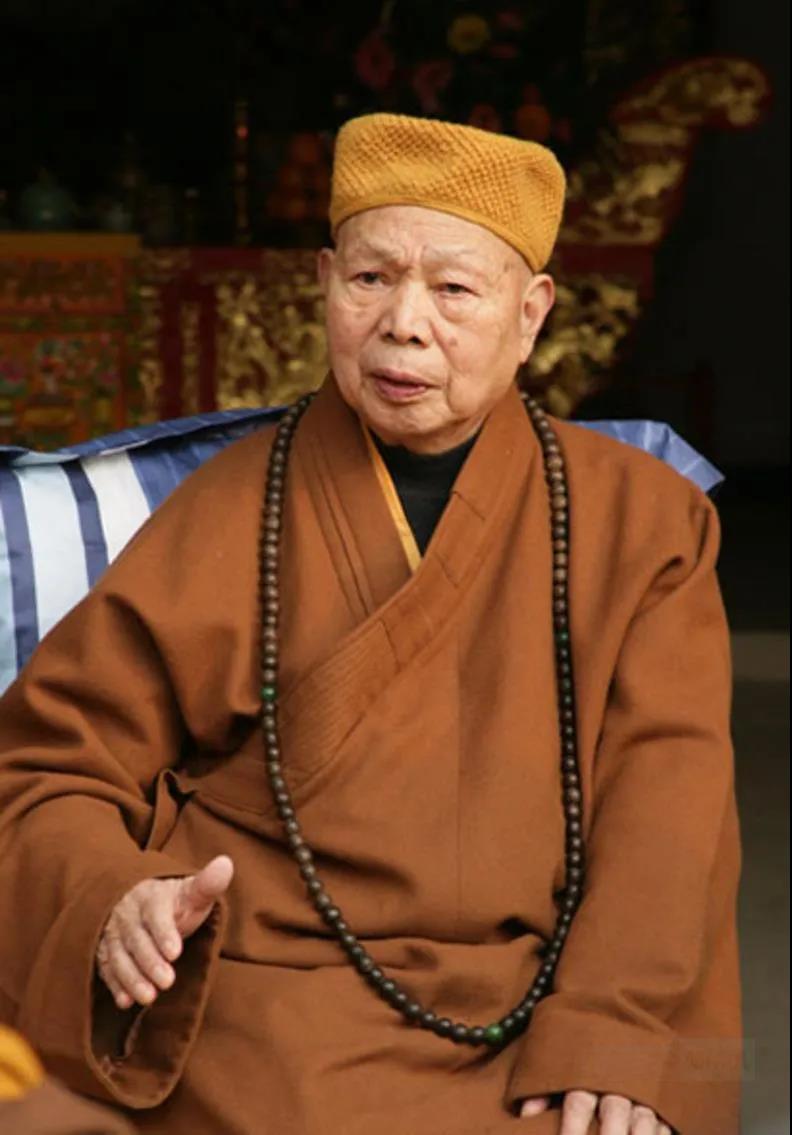 ���չ������ھ޽�һ�ϳ���Բ�ż����գ���Ը���ϲ�����������Ը������