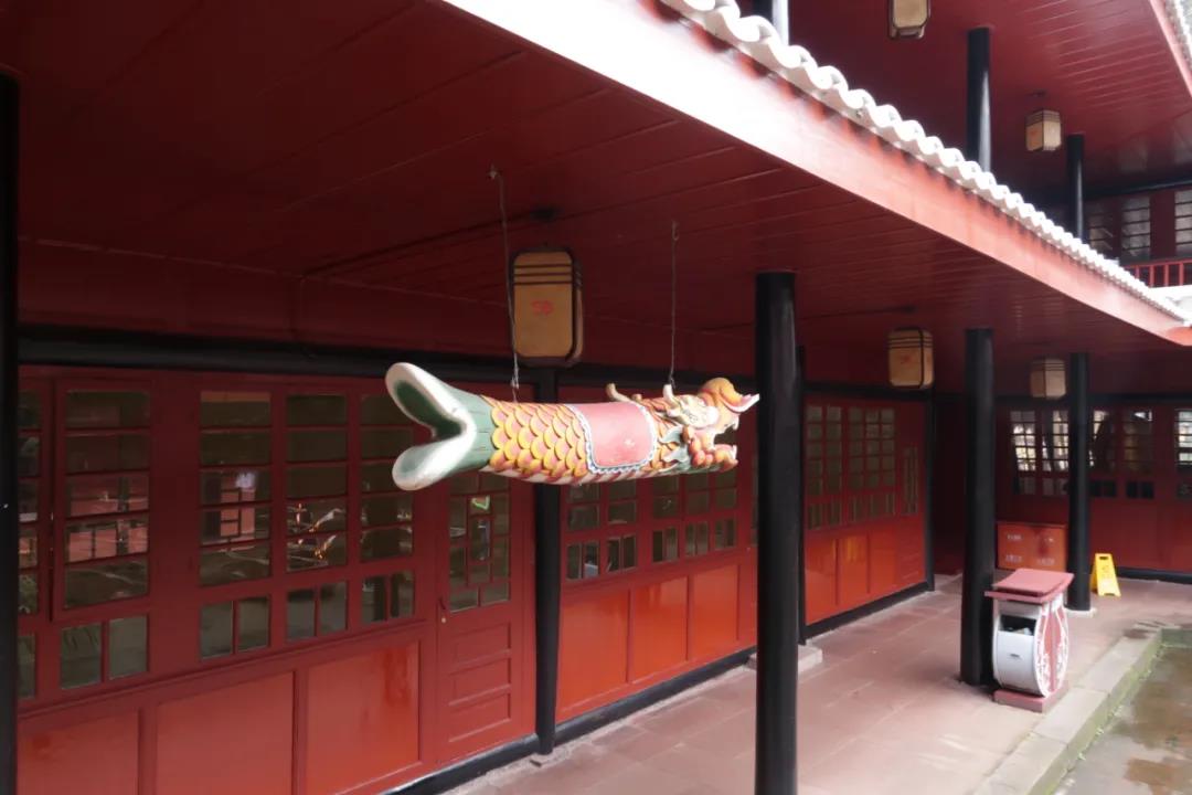 �Ĳ����⾳��ת����������Ӧ�����յķ���