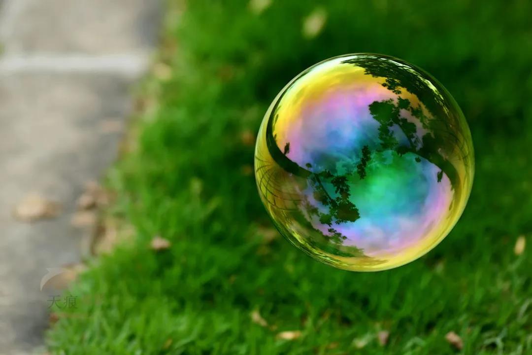 ���λ���Ӱ��������һ��������������ʵ