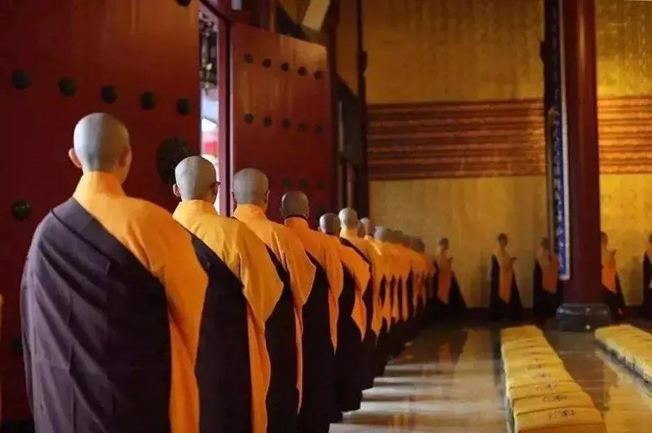 �����˵�һ�ݼ��顭�������������ˣ�