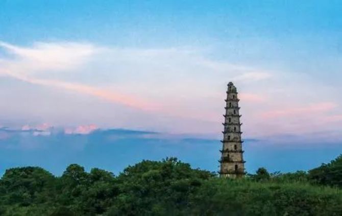 ���ڹ�������ͷ������