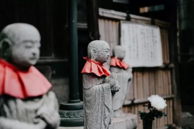 居士,僧人不是你朋友、闺蜜! 居士,僧人不是你朋友、闺蜜!