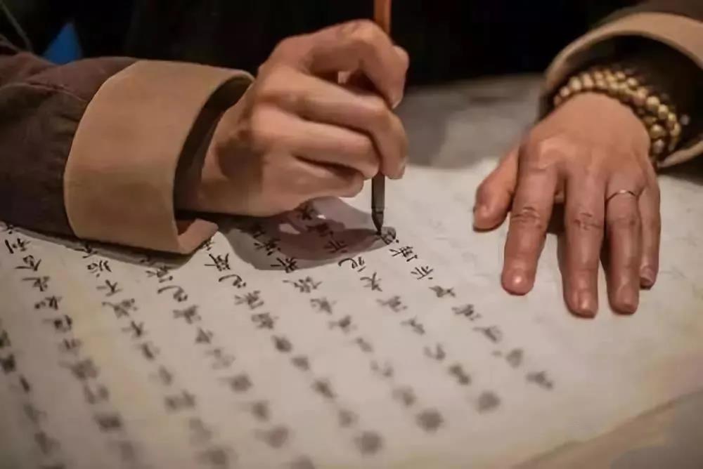 �ж����ľ���������ҵ�ϡ������ϡ���֪�ϣ�