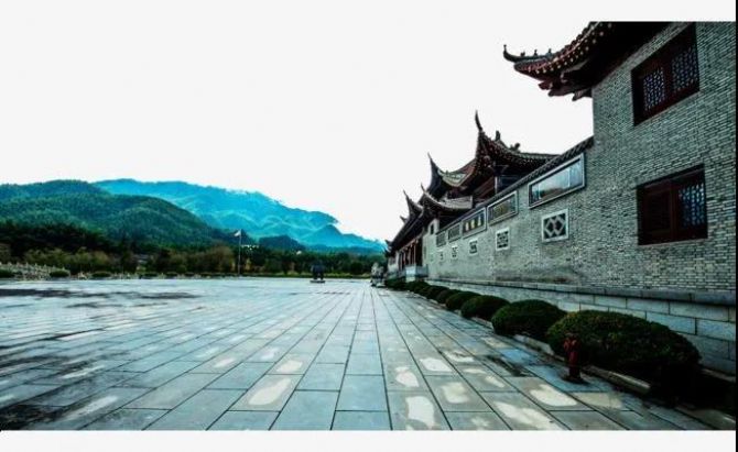 ����ɽ������ʦ�����Ե