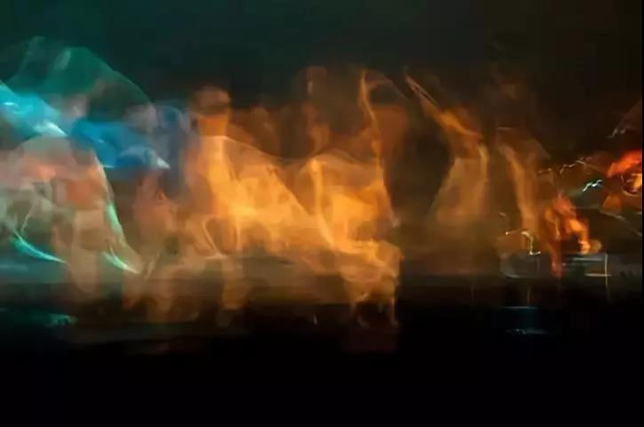 �ֻص���������Ƕ�����Ա��