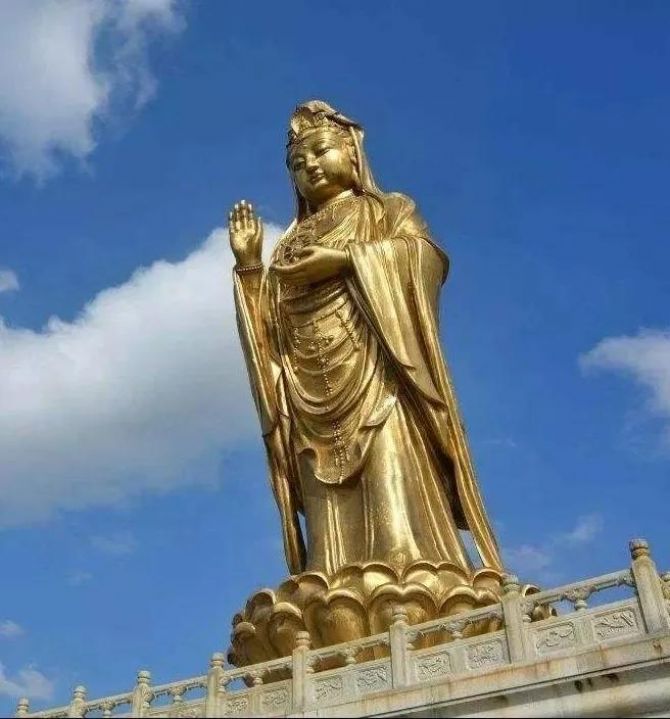 ������������飿���г��ģ����������и�Ӧ