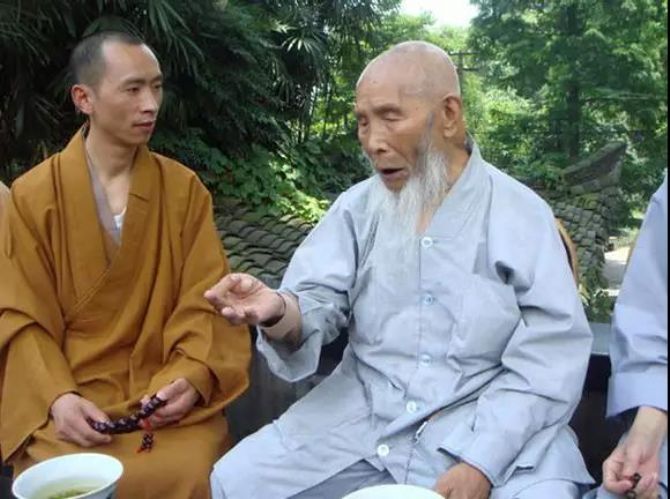 ���ʥ�����͵�����üɽ����������ɮ�����������еģ�