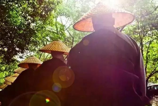 荐读:在家学佛的8点建议 荐读:在家学佛的8点建议