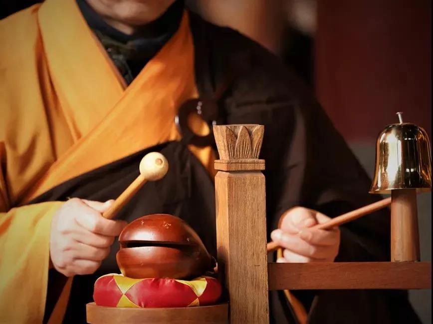 适合在家居士从早至晚的修行方法 适合在家居士从早至晚的修行方法